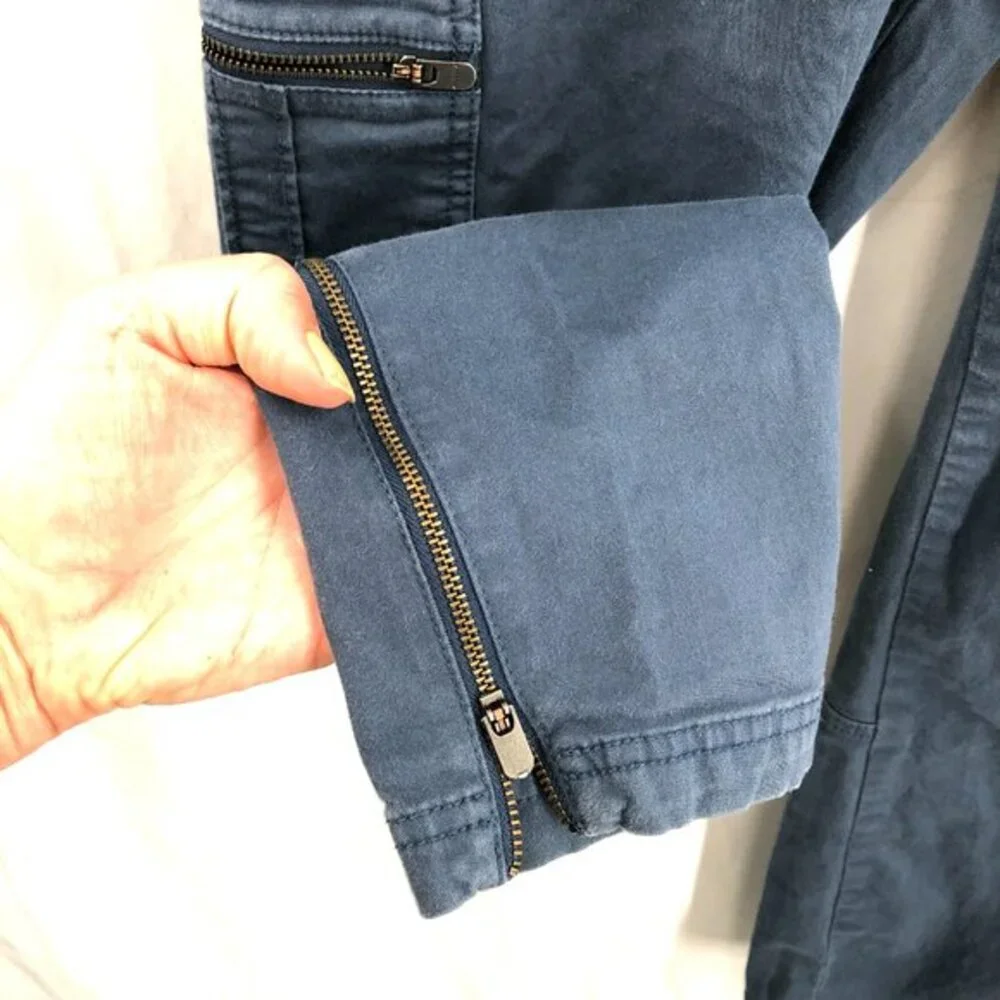 Athleta ankle zip cargo pants organic cotton blend blue outdoor hiking cropped 6